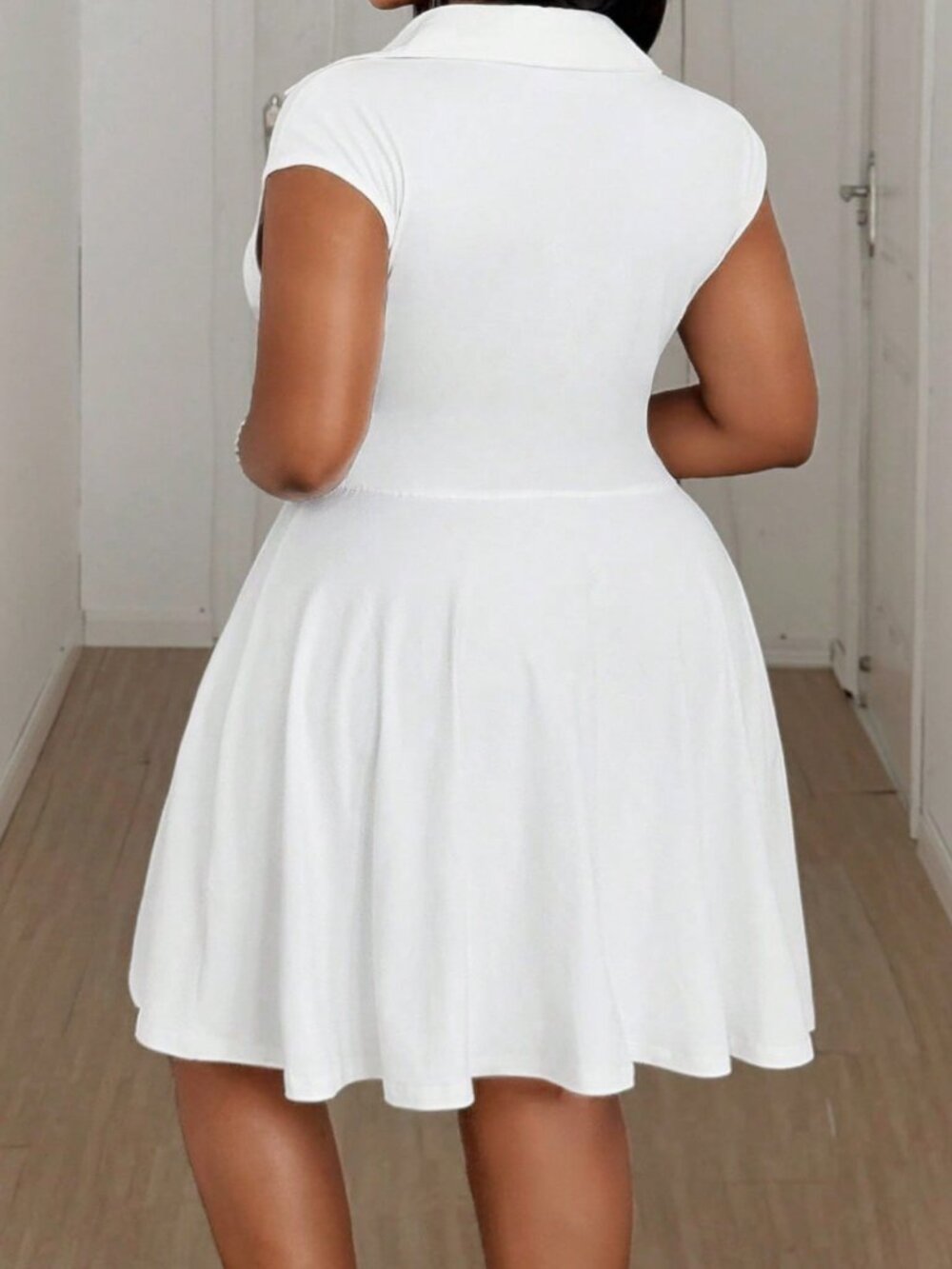 White Casual Women's Plus Size V-Neck Ruched Bust Short Sleeve mini Dress - Picture 5 of 6